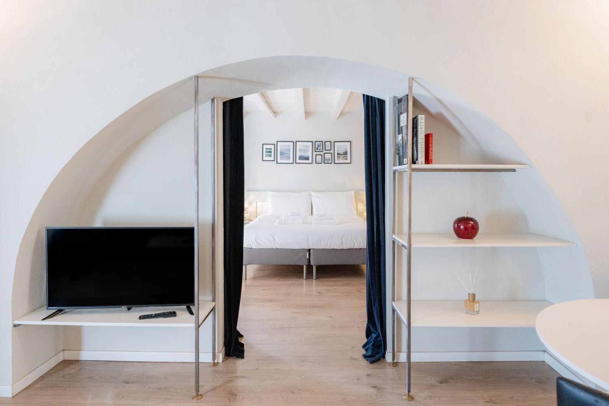 Eleganza Design Corso Porta Garibaldi - 80 Mq * Milan